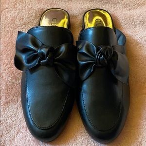 Women’s Guess mules